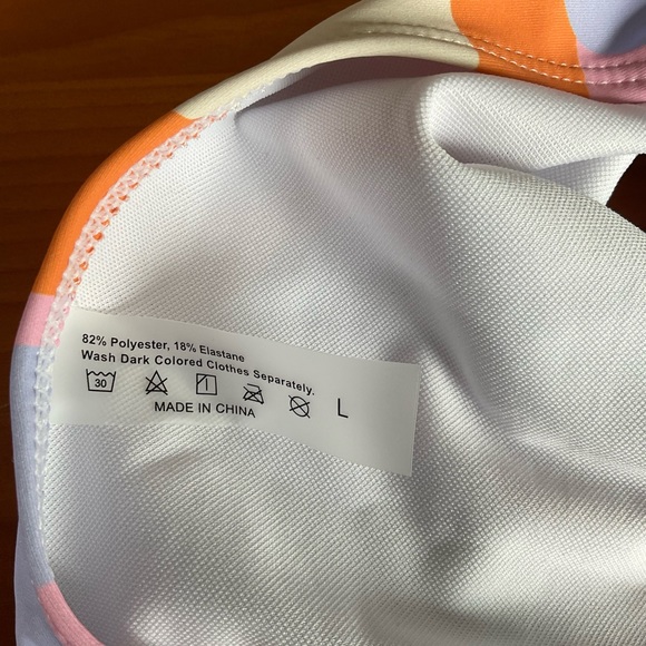 SHEIN Multicolored Large Swimsuit - Picture 4 of 6